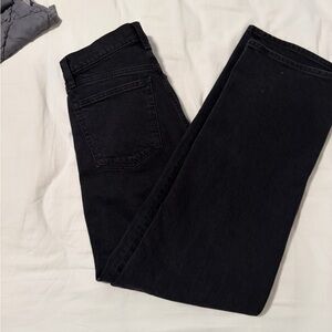 Abercrombie Ultra High Rise Relaxed 90s Straight Jean
